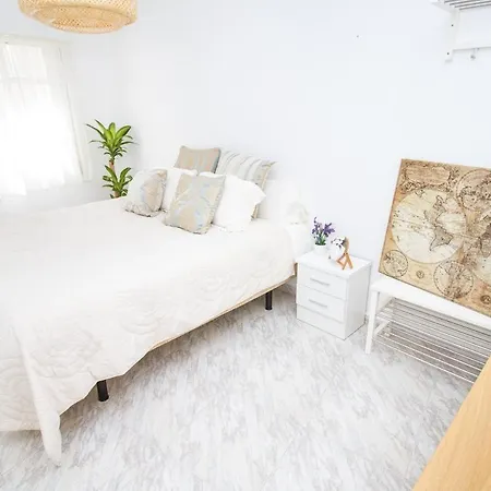 C57 - Spacious And Bright Apartment