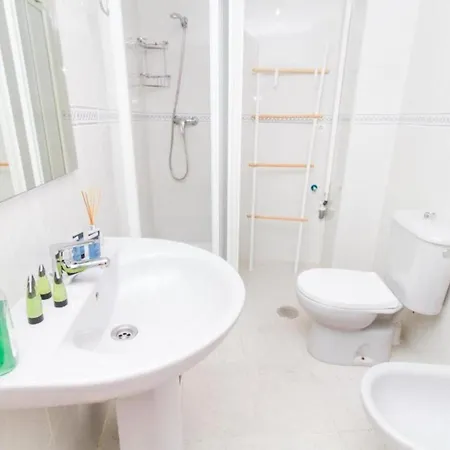 Apartment C57 - Spacious And Bright *