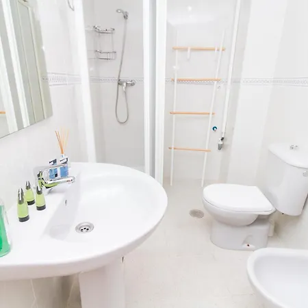 C57 - Spacious And Bright Appartement Málaga